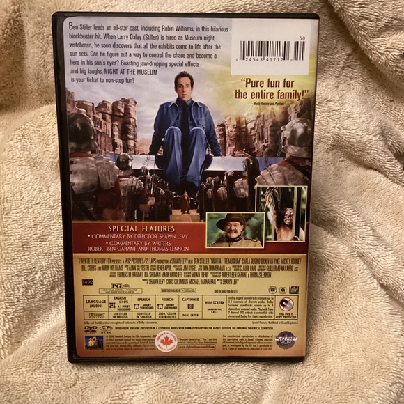 Night at the Museum DVD 2006 Widescreen Ben Stiller Robin Williams - Picture 2 of 5